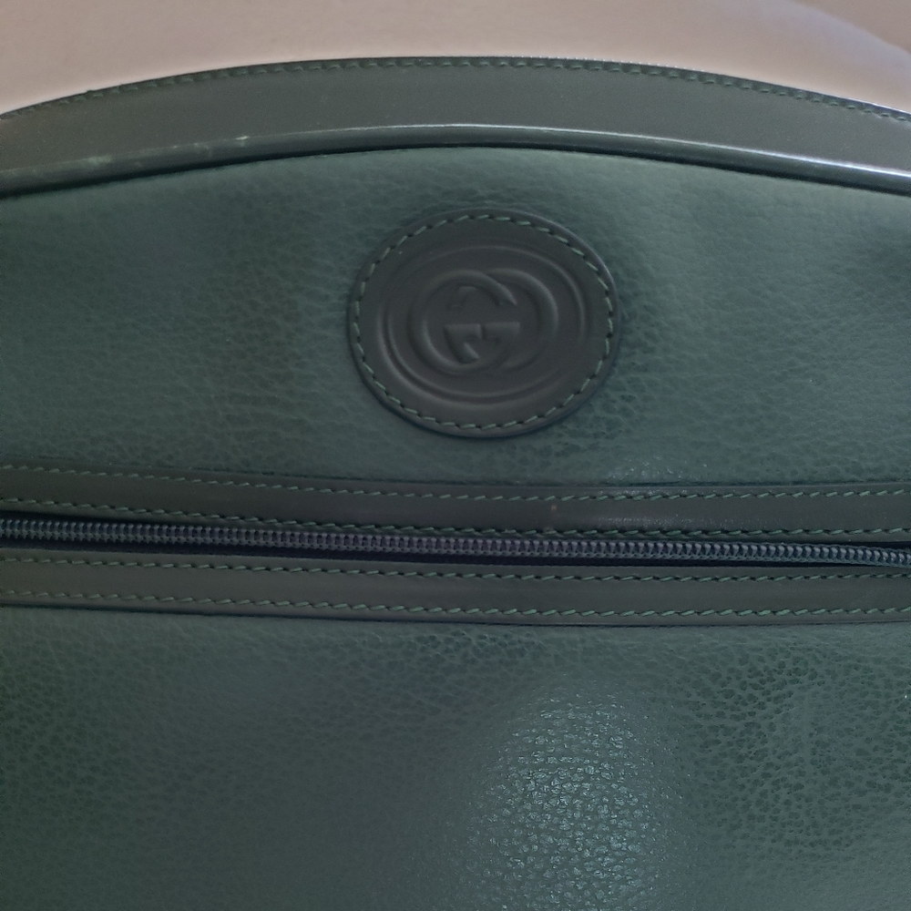 Auth Leather Gucci Handbag - Picture 2 of 7